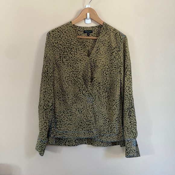 Rag & Bone- Shields Leopard Print Silk Top In Olive - Picture 5 of 16